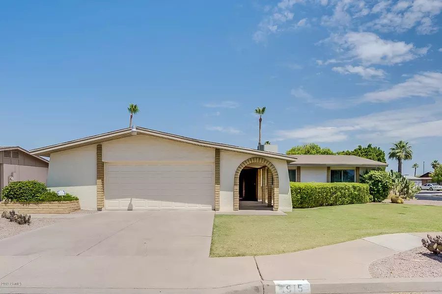 1915 S EL MARINO Circle, Mesa, AZ 85202