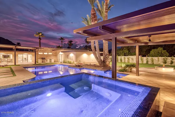 Paradise Valley, AZ 85253,5329 N 68TH Place