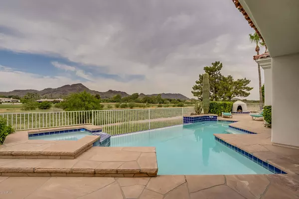 Paradise Valley, AZ 85253,8624 N 64TH Place