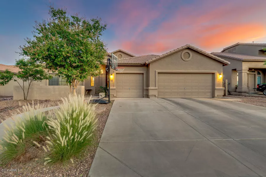 3659 E DEL RIO Street, Gilbert, AZ 85295