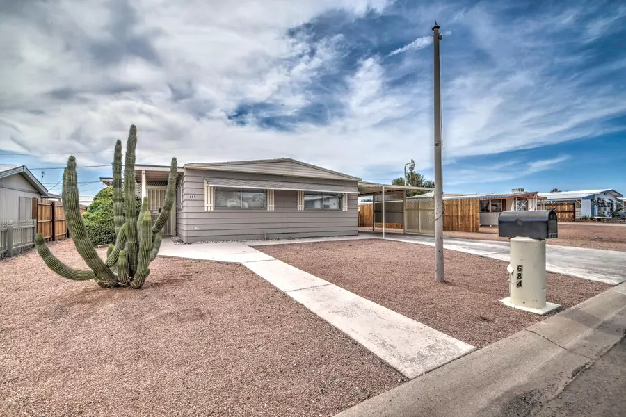 684 S 93RD Place, Mesa, AZ 85208