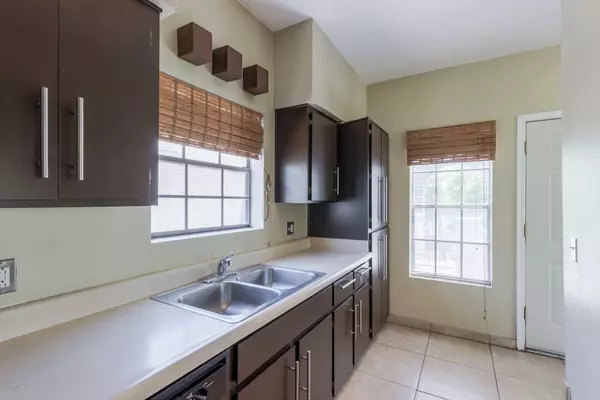 Scottsdale, AZ 85251,8020 E THOMAS Road #305