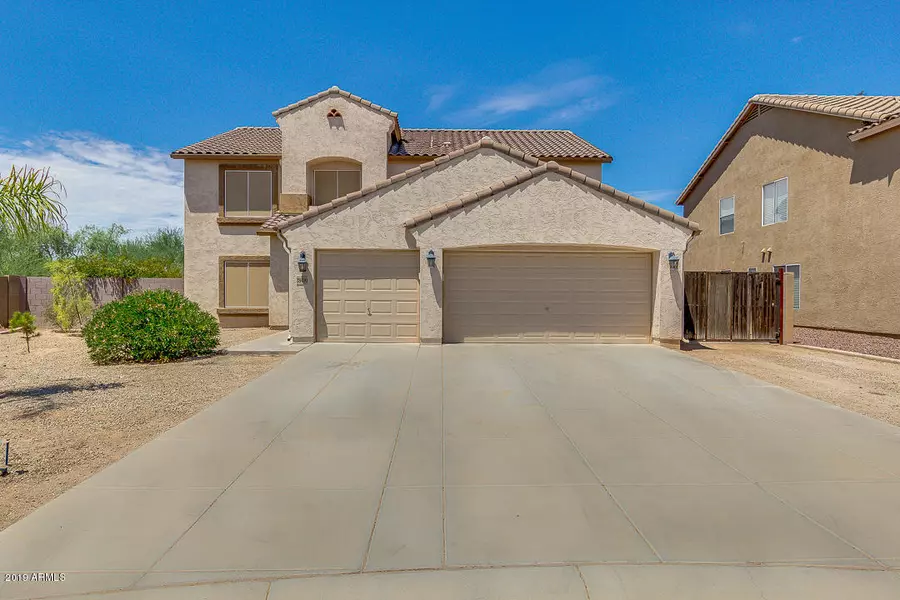 28490 N OBSIDIAN Drive, San Tan Valley, AZ 85143