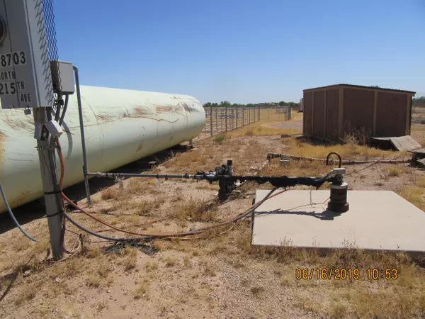 Wittmann, AZ 85361,28803 N 215TH Avenue #-