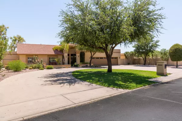 Paradise Valley, AZ 85253,7039 E FANFOL Drive