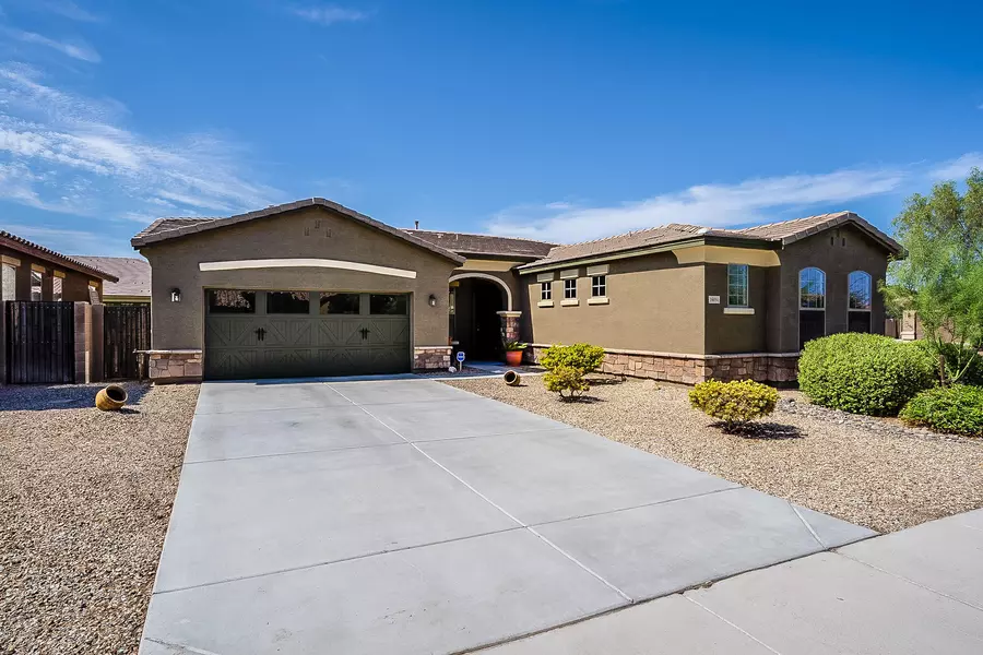 16051 W HUALAPAI Street, Goodyear, AZ 85338