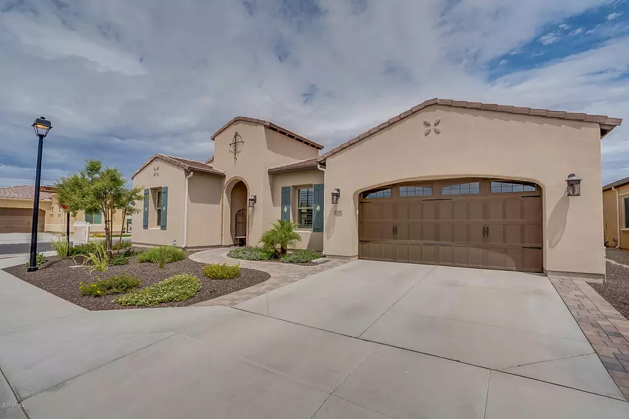 706 E LA PALTA Street, Queen Creek, AZ 85140