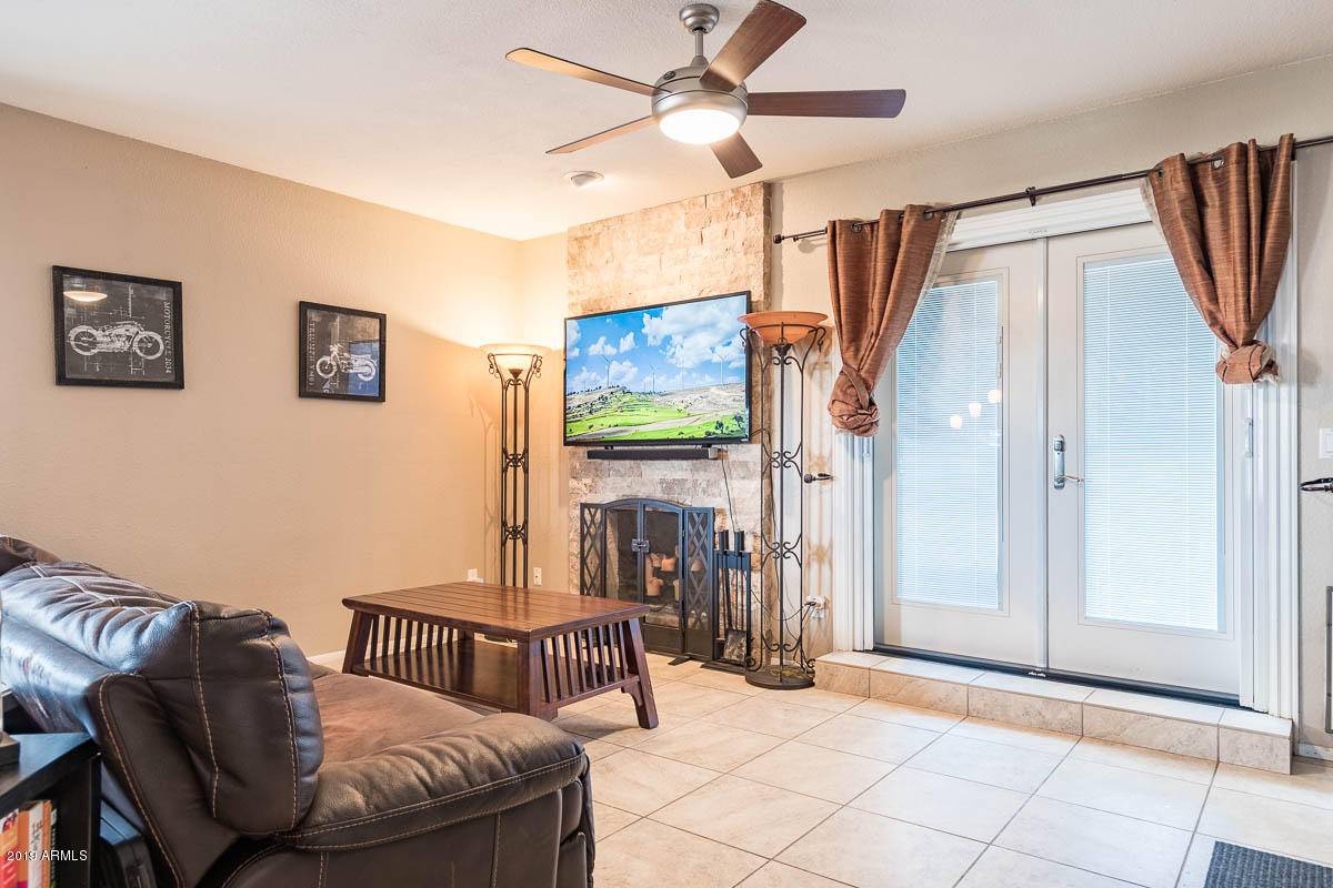 Scottsdale, AZ 85254,16631 N 67TH Place