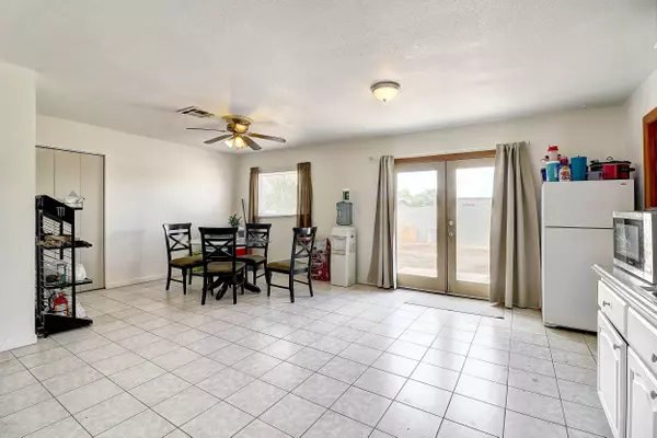 Phoenix, AZ 85041,1842 W CARSON Road