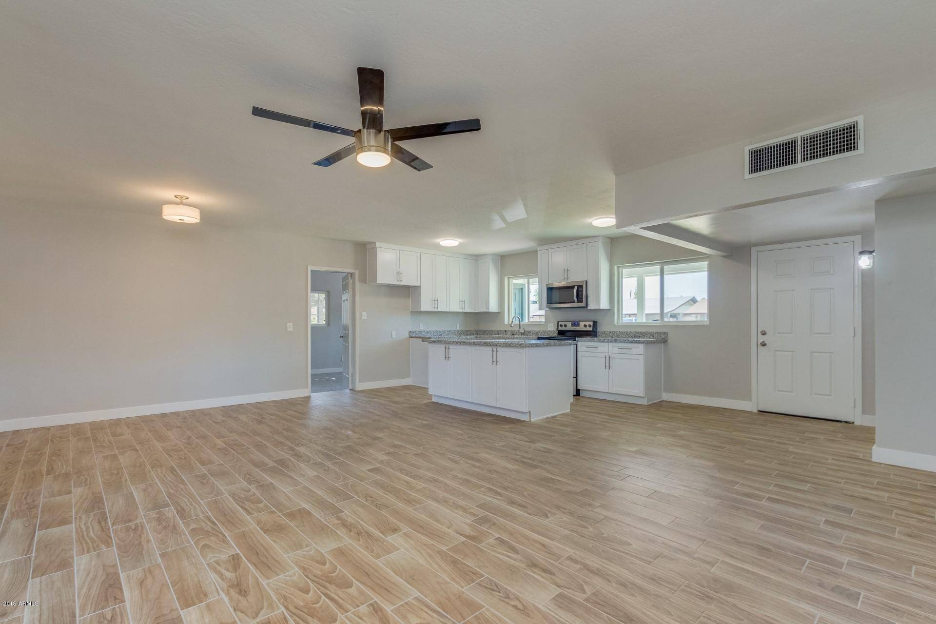 Mesa, AZ 85204,1144 E 2ND Avenue