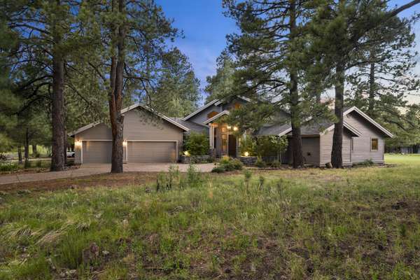 Flagstaff, AZ 86005,3140 Bear Howard --