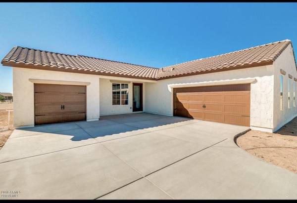 San Tan Valley, AZ 85143,405 W Dundy Street