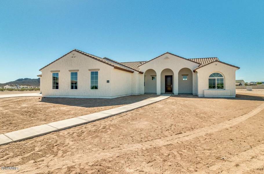 291 W Paoli Street, San Tan Valley, AZ 85143