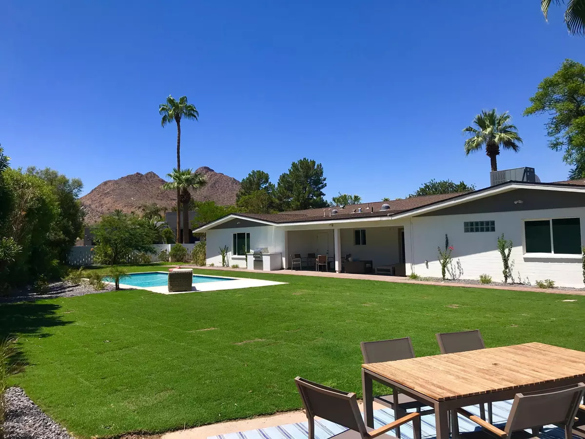 Paradise Valley, AZ 85253,6833 E PASADENA Avenue