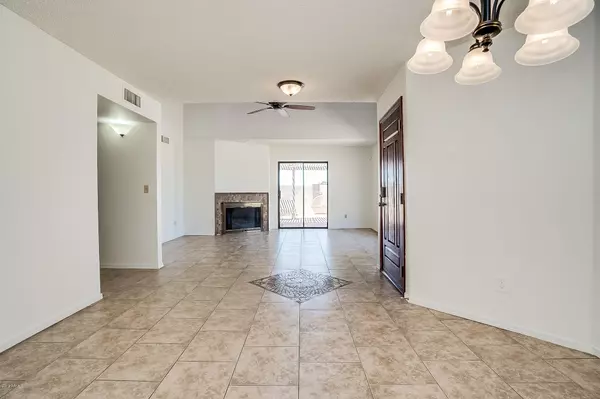 Mesa, AZ 85203,1836 N STAPLEY Drive #106