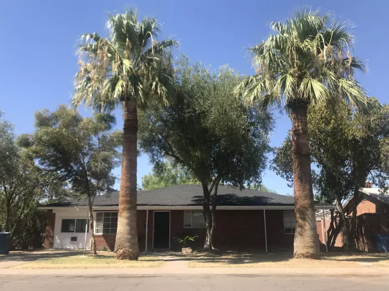 2204 E DEVONSHIRE Avenue, Phoenix, AZ 85016