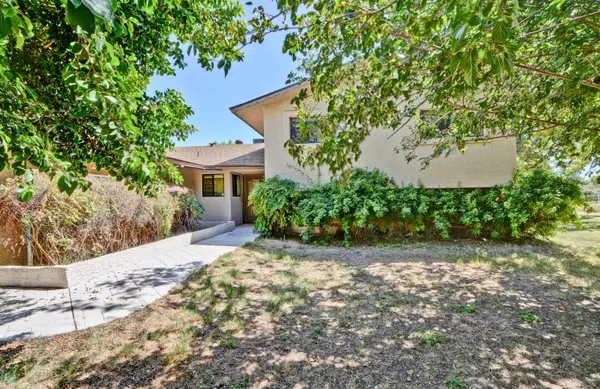 4721 W GREENWAY Road, Glendale, AZ 85306