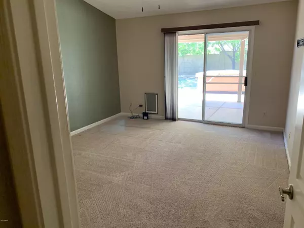 Phoenix, AZ 85044,12252 S 44TH Court