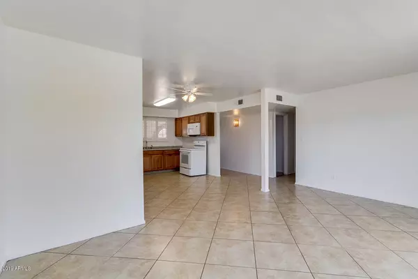 Mesa, AZ 85204,1461 E FLOSSMOOR Avenue