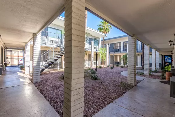 610 W BROADWAY Road, Tempe, AZ 85282