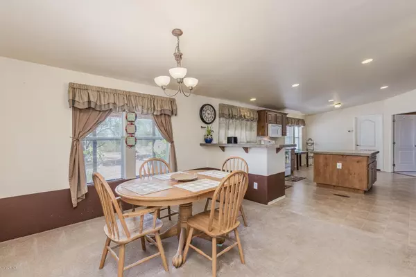 Wittmann, AZ 85361,29313 N 251ST Avenue
