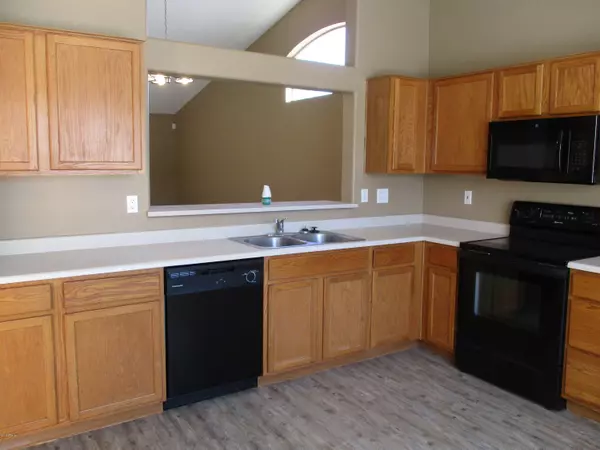 Apache Junction, AZ 85120,1980 S THUNDERBIRD Drive