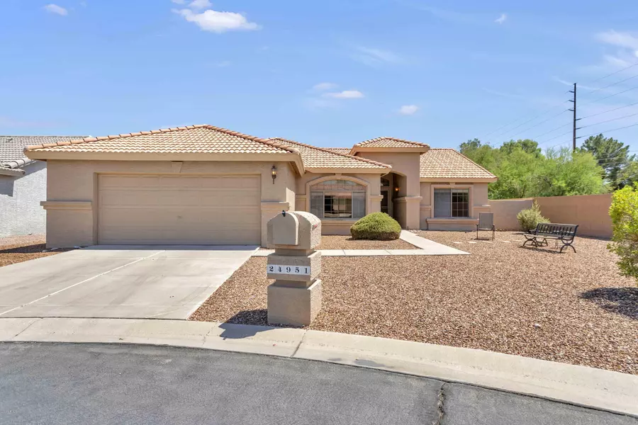 24951 S Lakewood Drive, Sun Lakes, AZ 85248