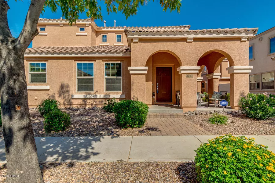 2227 S BUCKAROO Trail, Gilbert, AZ 85295