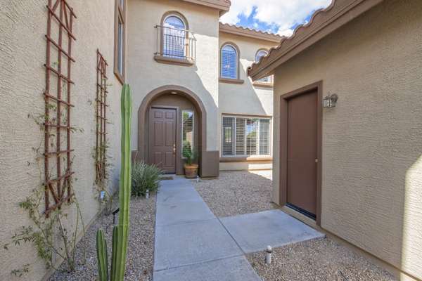 Phoenix, AZ 85086,2440 W COYOTE CREEK Drive