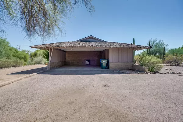 Phoenix, AZ 85018,5707 N 40TH Street