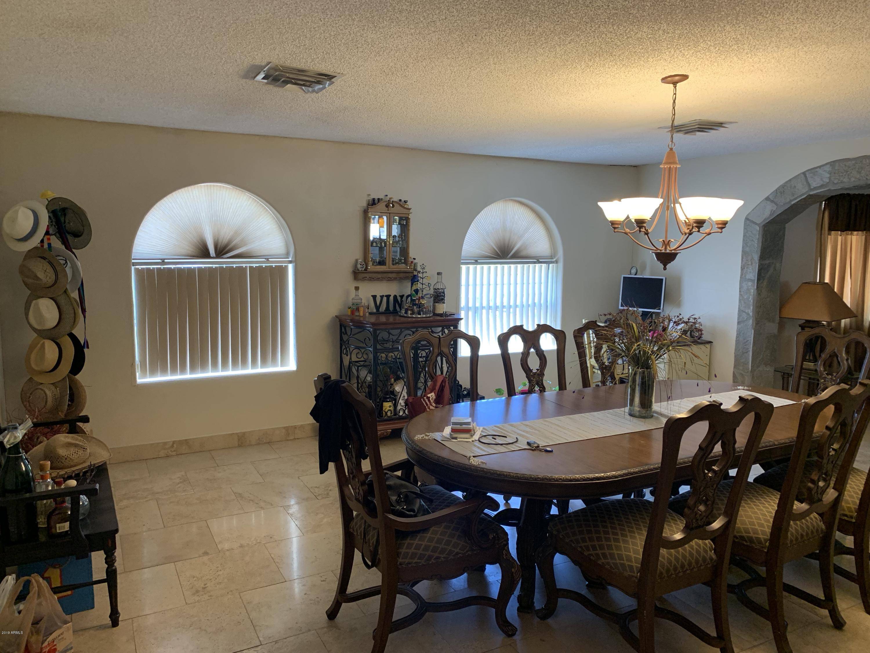 952 E GUNSTOCK Road, Chandler, AZ 85286