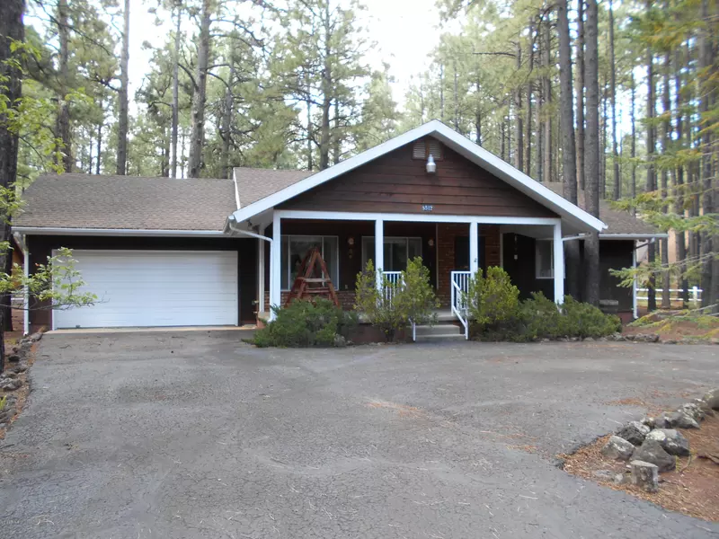 8512 ALCHESAY Drive, Pinetop, AZ 85935