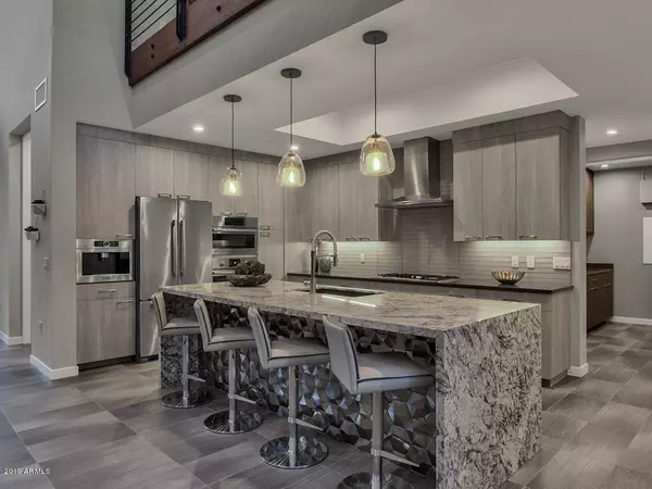 Cave Creek, AZ 85331,6525 E CAVE CREEK Road #10