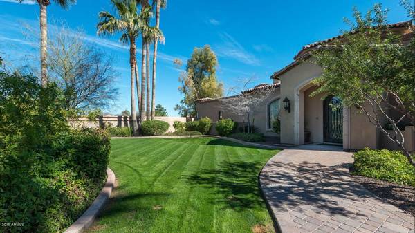 Paradise Valley, AZ 85253,8731 N 68TH Street