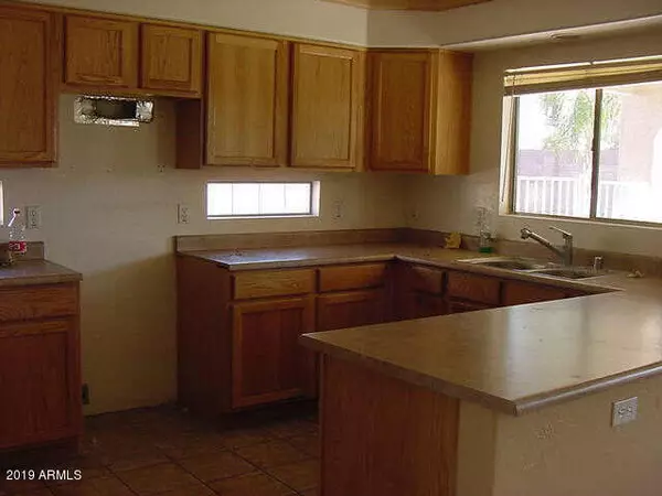 Glendale, AZ 85303,6443 N 75TH Drive