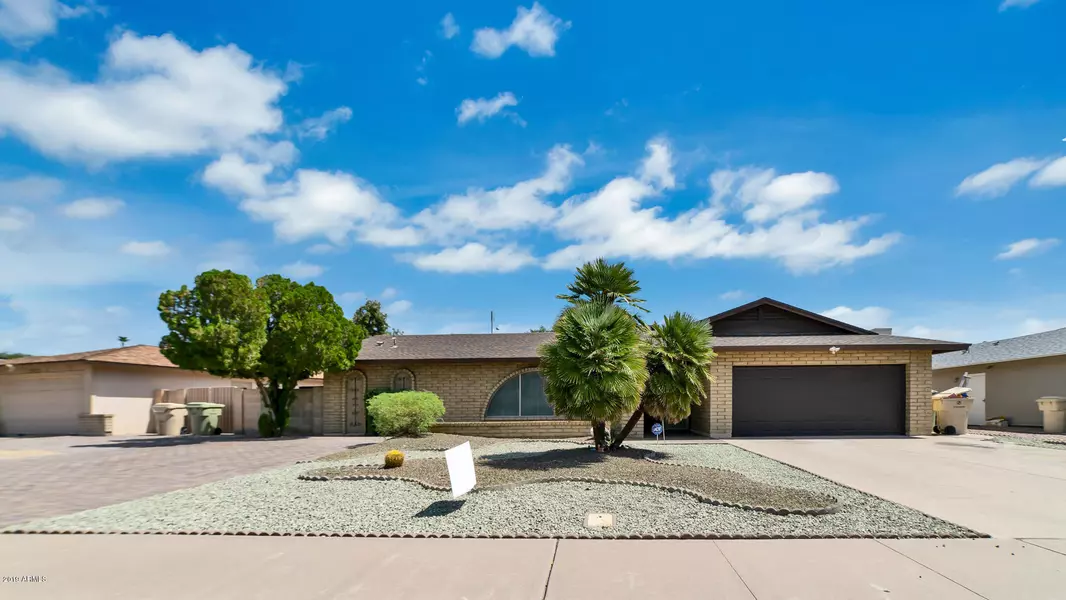 8207 N 51ST Drive, Glendale, AZ 85302