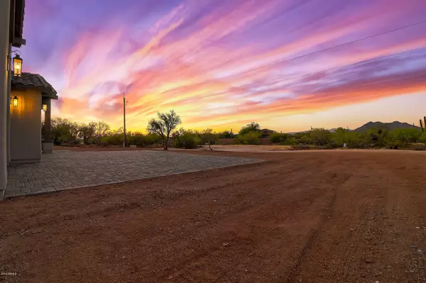 Cave Creek, AZ 85331,29923 N 57th Street #Lot 1