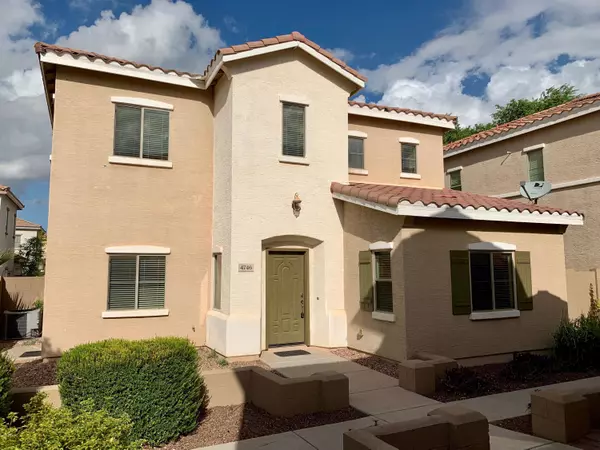 4746 E LAUREL Avenue, Gilbert, AZ 85234