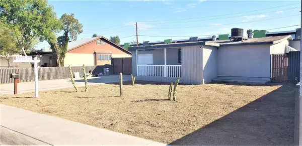Phoenix, AZ 85008,1205 N 43RD Place