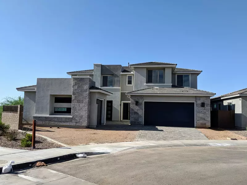 3035 E LOS GATOS Drive, Phoenix, AZ 85050