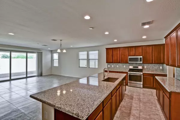 Peoria, AZ 85383,22073 N 98TH Drive