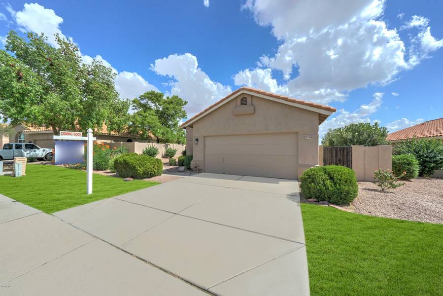 6409 E Redmont Drive, Mesa, AZ 85215