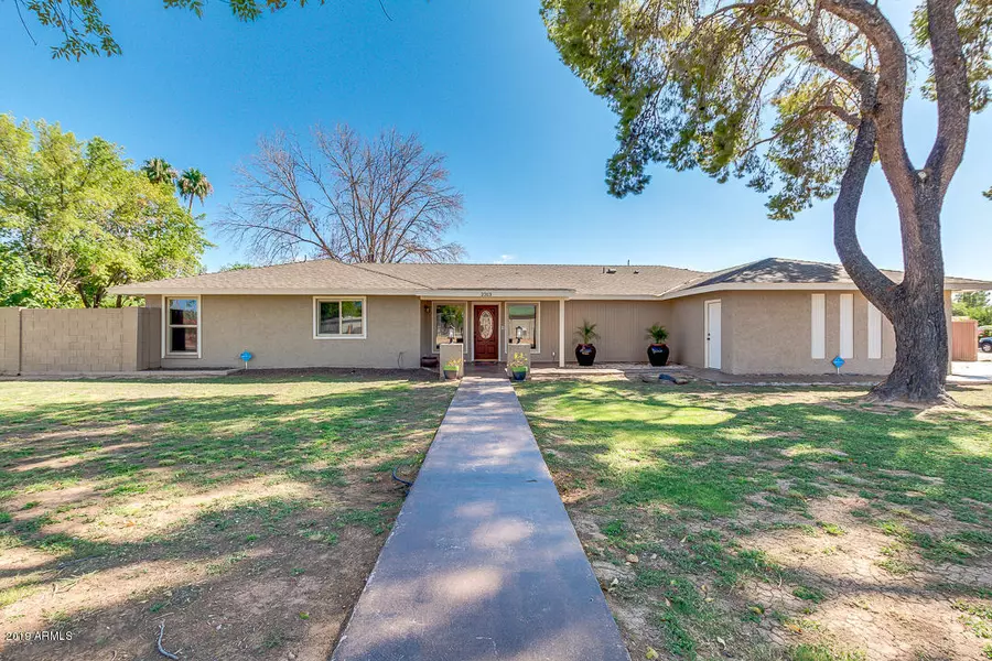 2313 E HUBER Street, Mesa, AZ 85213