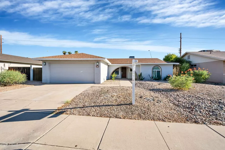 2427 W NARANJA Avenue, Mesa, AZ 85202