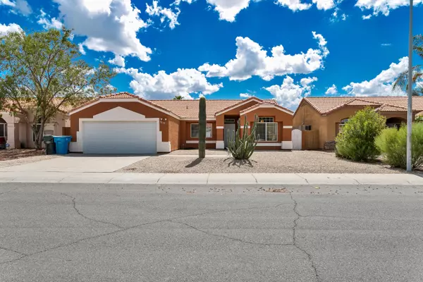 8619 W EDGEMONT Avenue, Phoenix, AZ 85037