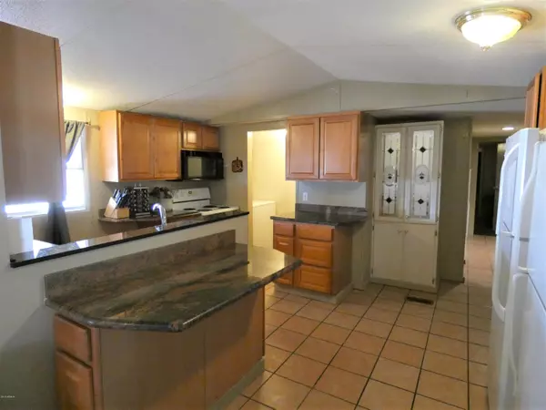 Apache Junction, AZ 85119,1546 E 21ST Avenue