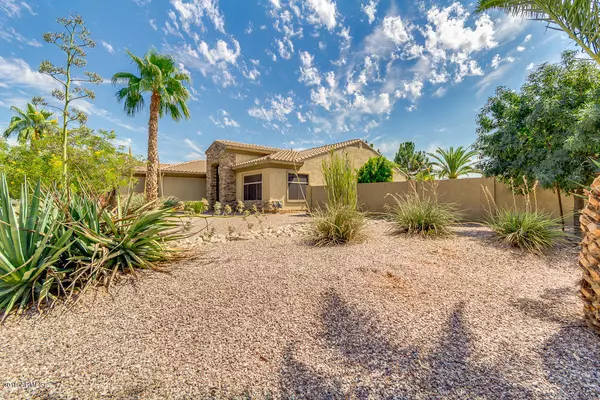 Gilbert, AZ 85296,693 S PARKCREST Street