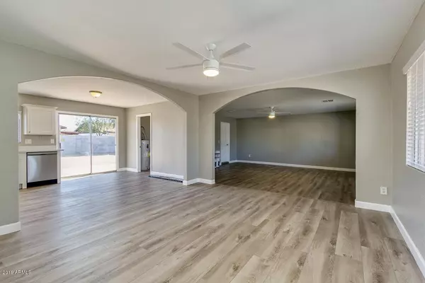 Glendale, AZ 85303,7133 W VERMONT Avenue