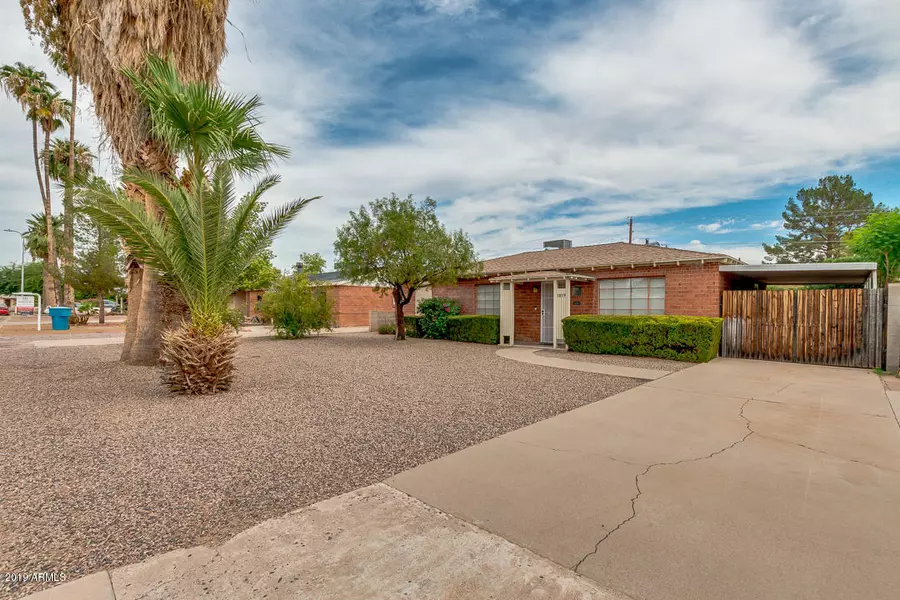 1819 N 43RD Street, Phoenix, AZ 85008