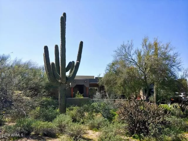 5949 E AGAVE Place, Carefree, AZ 85377